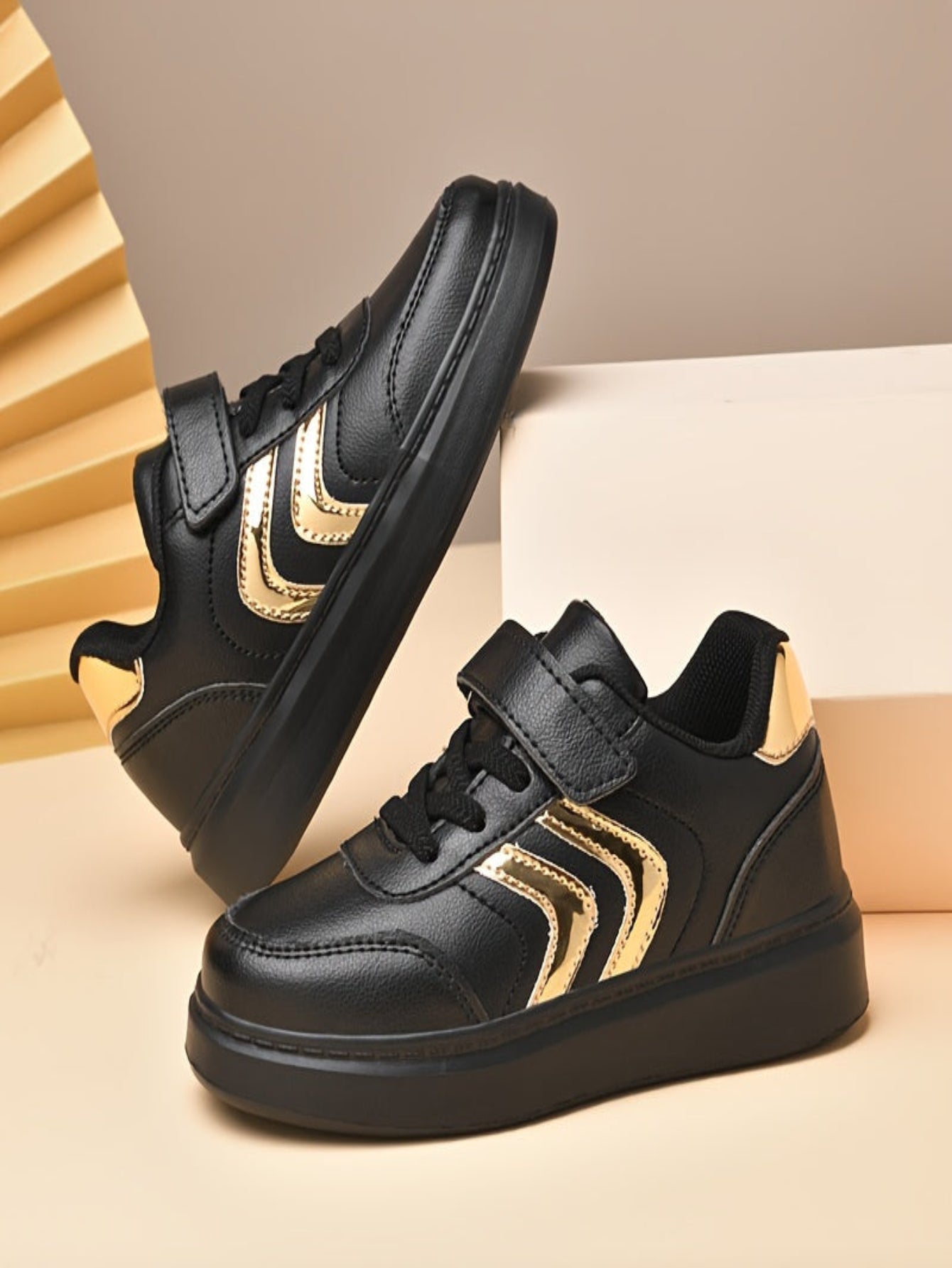 Coole Sneakers mit niedrigem Absatz, für alle Jahreszeiten geeignet, leichte und rutschfeste Sohle