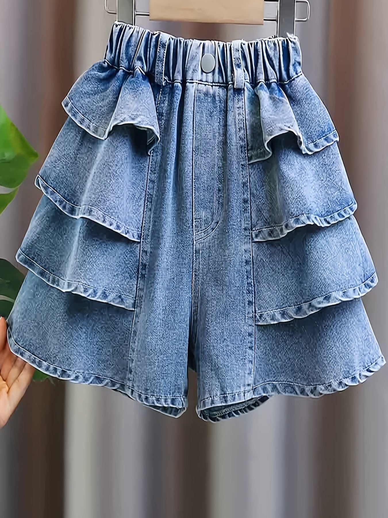 Locker sitzende Culottes-Shorts aus Denim mit Rüschen für Mädchen – atmungsaktiv, bequem und süß im einfarbigen Schirmrock-Stil mit leicht dehnbarem Stoff – perfektes Weihnachtsgeschenk oder Sommer-Essential