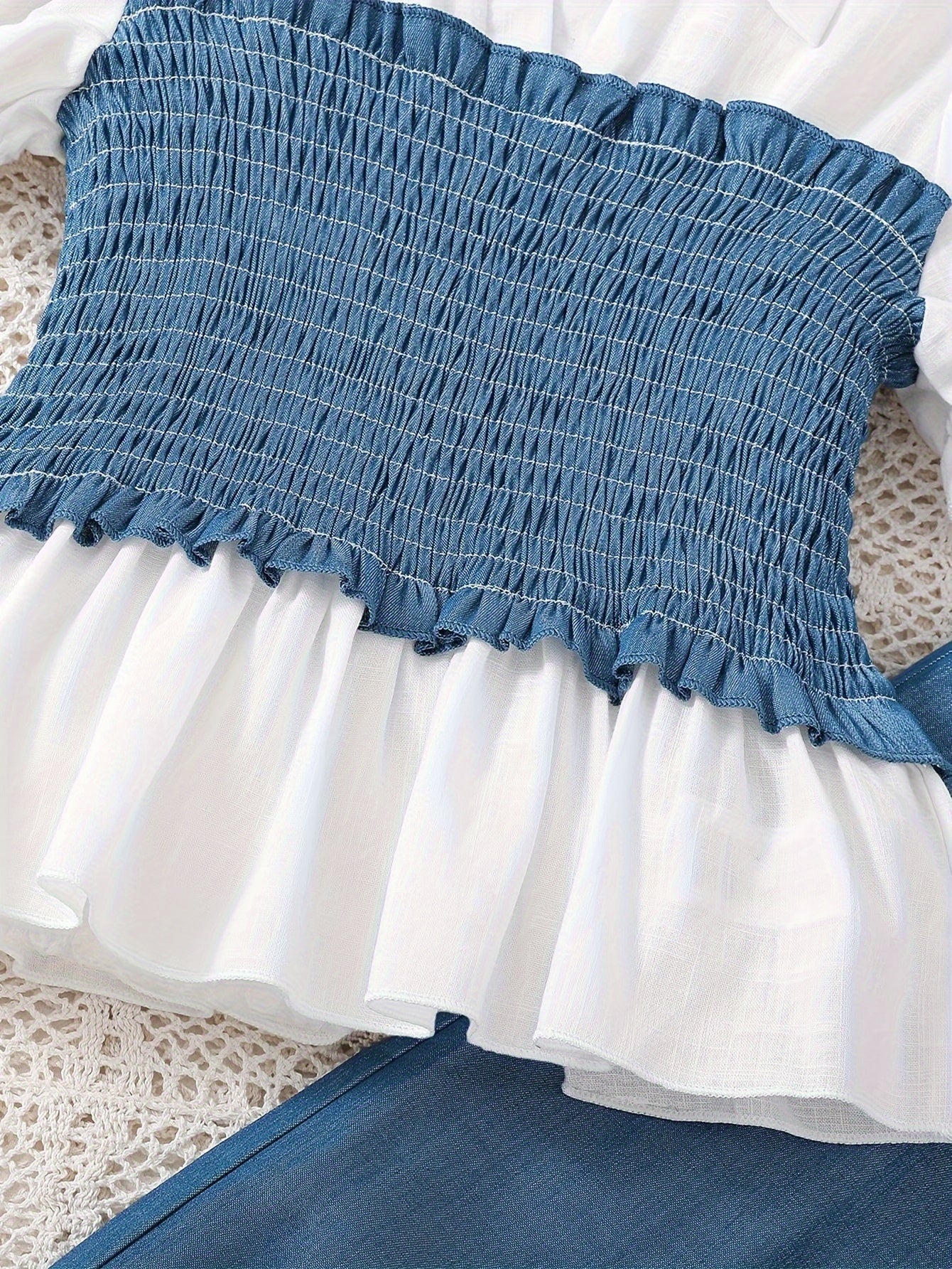 Neues 2-teiliges Set mit Patchwork-Oberteil und Herbst-Jeanshose aus Kunstdenim für Mädchen