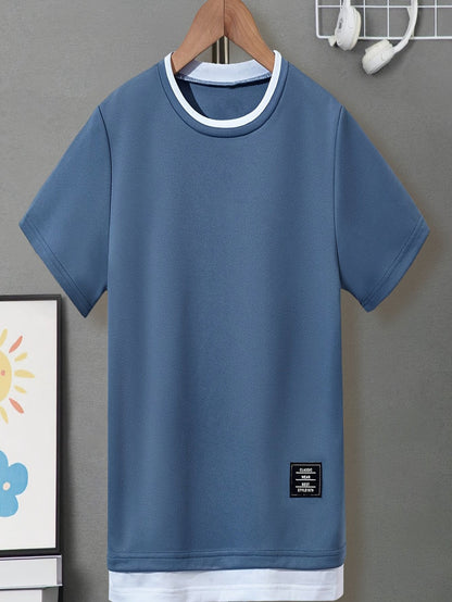 Lässiges Rundhals-T-Shirt für den Sommer, einfarbig und bequem, normale Passform mit mittlerer Elastizität, aus Polyesterstrick.