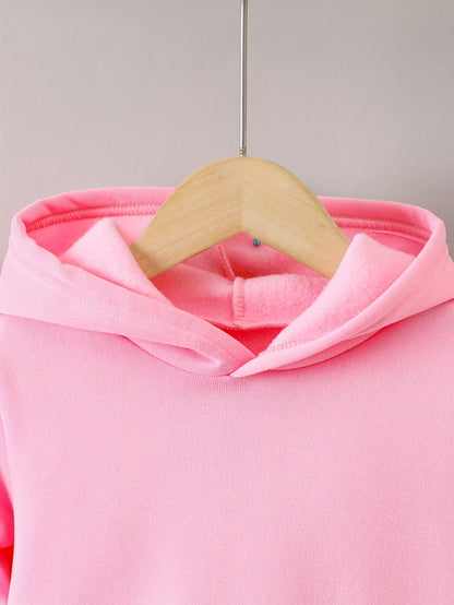 Kapuzensweatshirts für Mädchen für Herbst und Winter mit gemusterten Drucken, gefüttert mit warmem Fleecestoff, kombiniert mit Sporthosen.