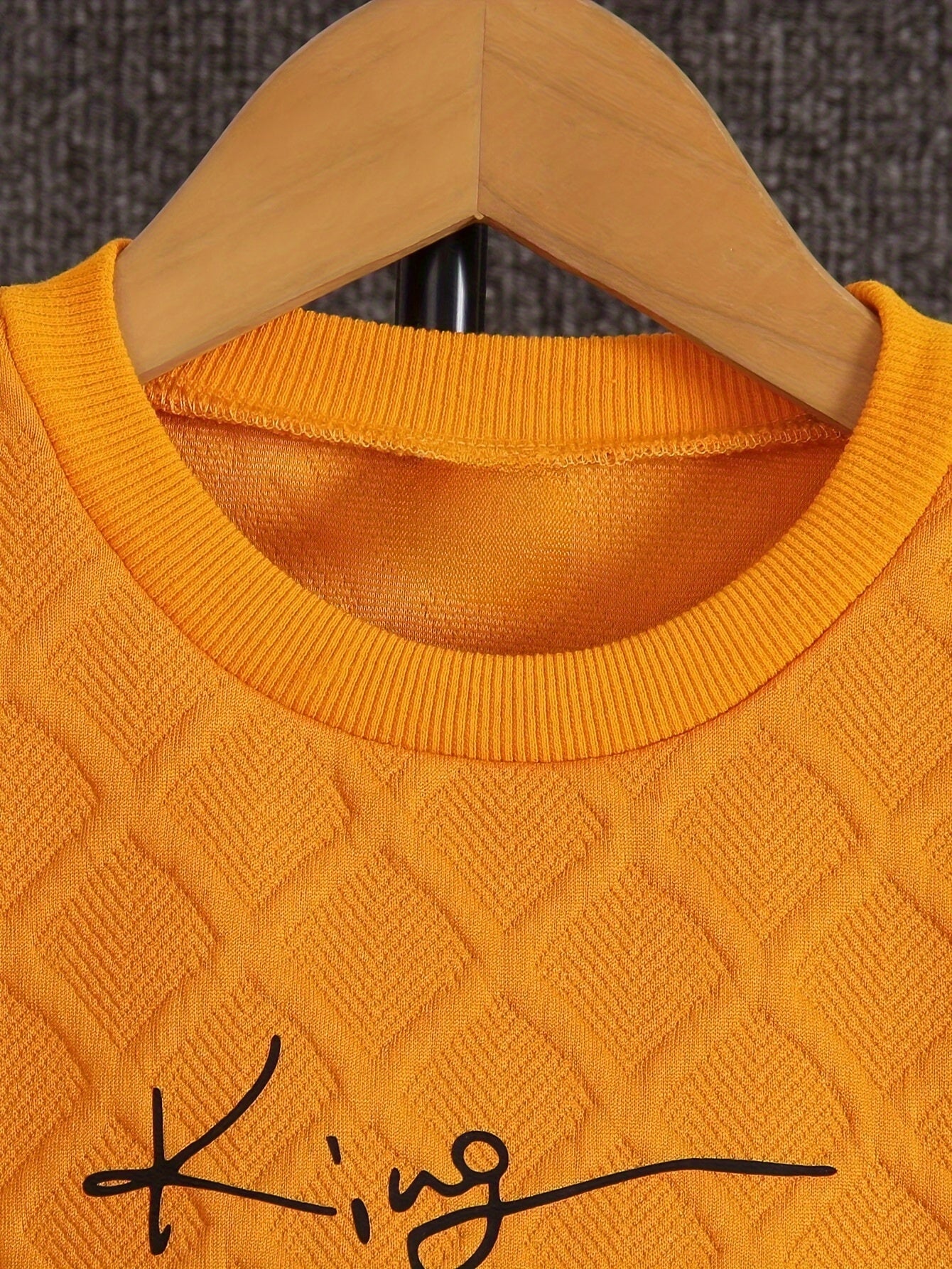 Langarm-Sweatshirt für Jungen in Orange mit Rundhalsausschnitt, modisches Oberteil mit britischem Aufdruck, Herbst, neues lässiges Jeans-Set, zweiteilig